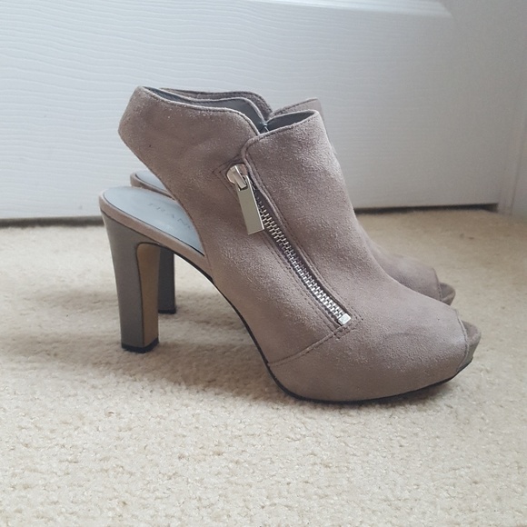 franco sarto gray booties